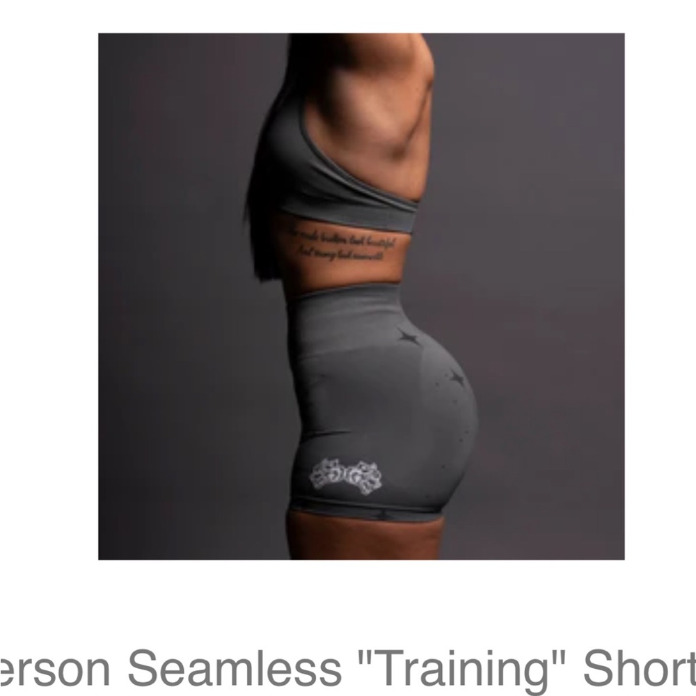 Gray Seamless Women's Training Shorts